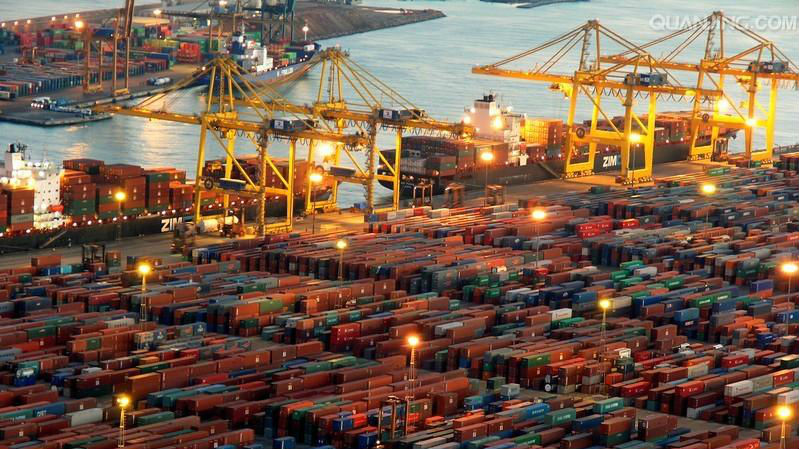 经济观察网-皇京港抢了新加坡的生意?