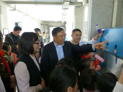 20180511芦阳二小 壹基金援建的净水系统