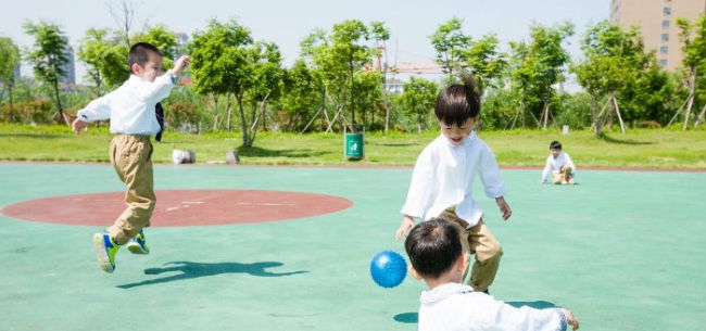 2024年leslie人口模型_中国人口五大趋势:婴儿潮不再光棍潮来袭