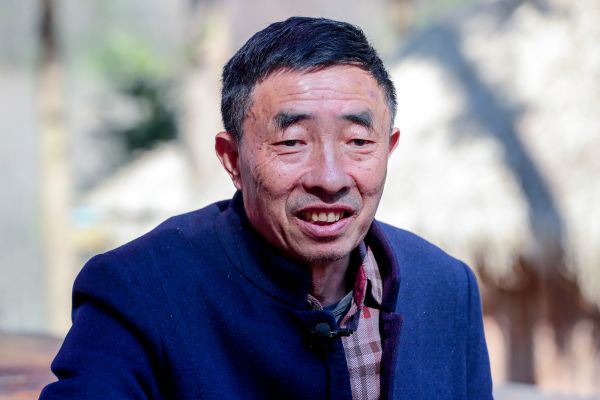 尧治河村党委书记孙开林