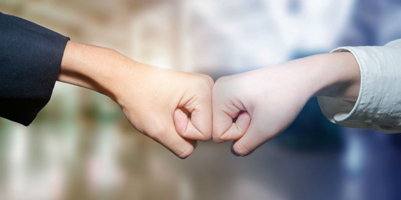 sh)50多名相关人员在9月12日前往控股子公司圣达电气有限公司(简称"