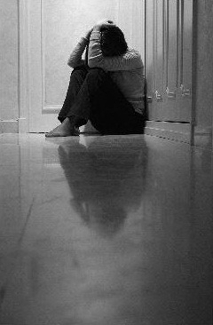 抑郁恰好是同一个词,多少也映射出经济惨淡与心情灰暗之间的潜在关联